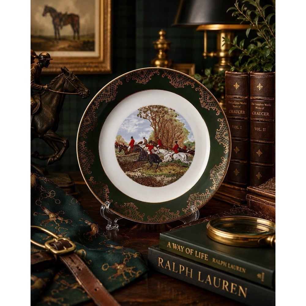 Vintage Weatherby Royal Falcon Fox Hunt Plate 9" England Green Gold